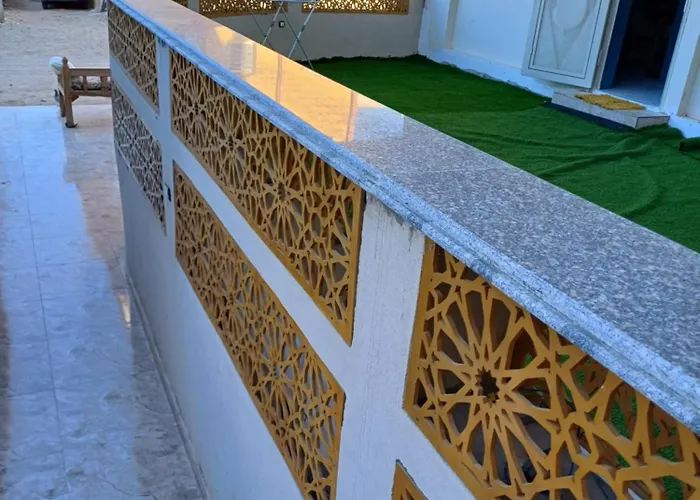 The Comfortable Palace Aparthotel